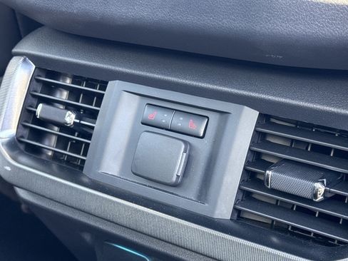 Used 2024 Ford F150 Platinum w/ Equipment Group 702A High image 38