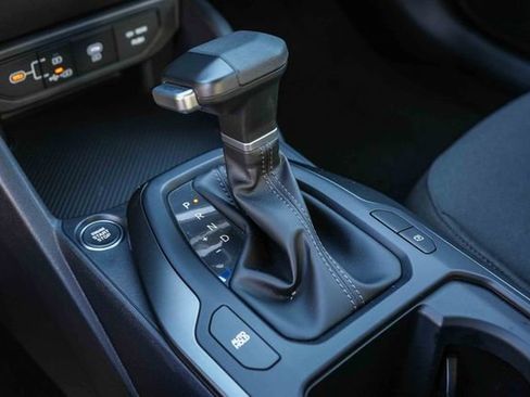 New 2026 Kia K4 FWD image 22