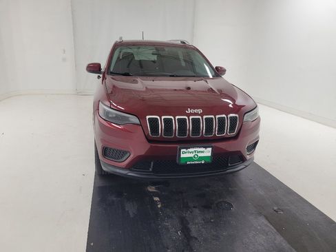 Used 2020 Jeep Cherokee Latitude w/ Cold Weather Group AWD/4WD image 14