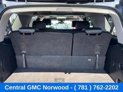 Used 2019 GMC Yukon SLE w/ SLE Value Package AWD/4WD image 11