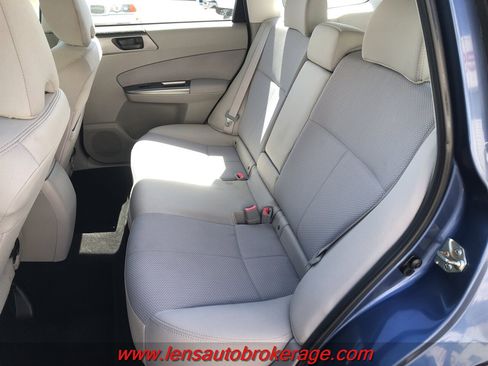 Used 2013 Subaru Forester 2.5X w/ Popular Pkg 2 AWD/4WD image 17