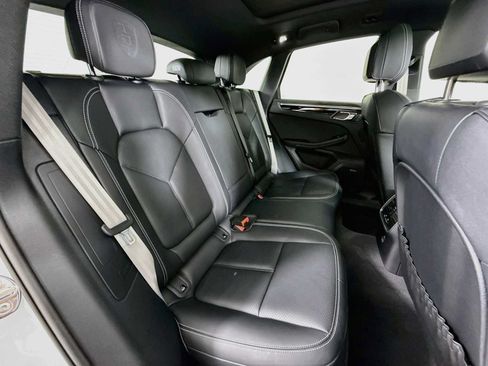 Certified 2026 Porsche Macan S AWD/4WD image 28