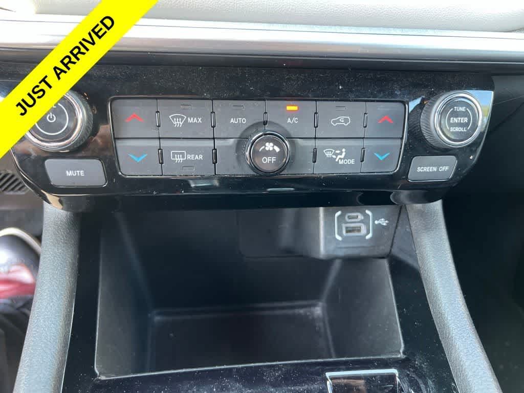 Used 2025 Jeep Compass Limited AWD/4WD image 14