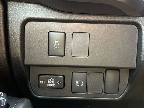 Used 2022 Toyota Tacoma SR5 image 23