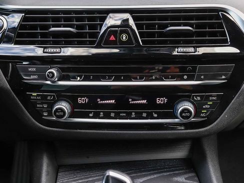 Certified 2023 BMW 530i w/ Convenience Package RWD image 17