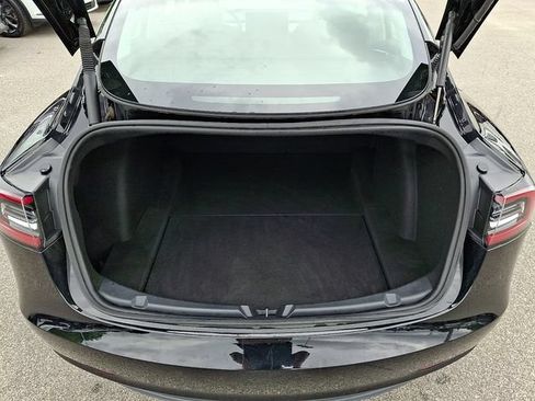 Used 2023 Tesla Model 3 Standard Range RWD image 31