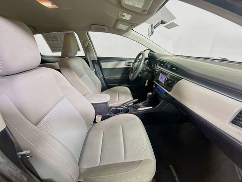 Used 2016 Toyota Corolla LE image 26