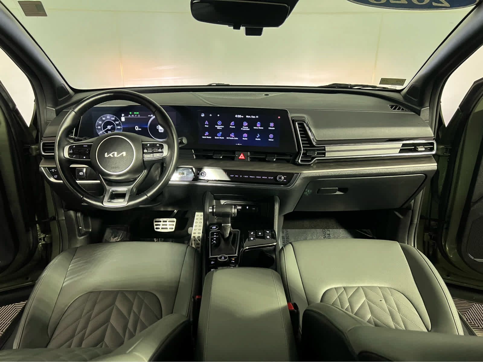 Used 2025 Kia Sportage X-Pro Prestige AWD/4WD image 10