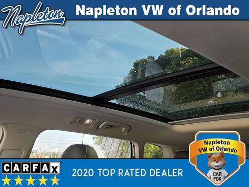 Used 2023 Volkswagen Taos SE w/ Panoramic Sunroof Package image 19