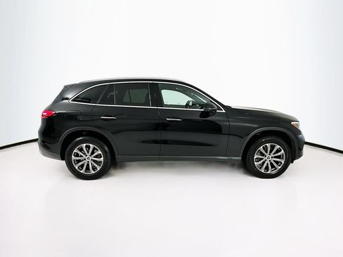 Used 2023 Mercedes-Benz GLC 300 4MATIC image 9