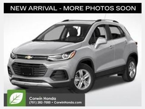 Used 2018 Chevrolet Trax LT w/ LT Convenience Package AWD/4WD image 1