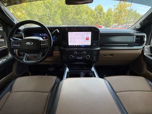 Used 2024 Ford F350 Lariat w/ Lariat Ultimate Package AWD/4WD image 30