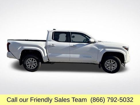 New 2025 Toyota Tacoma SR5 image 8
