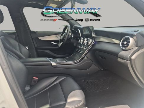 Used 2020 Mercedes-Benz GLC 300 4MATIC image 8