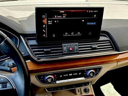 Used 2023 Audi Q5 2.0T Premium Plus AWD/4WD image 21