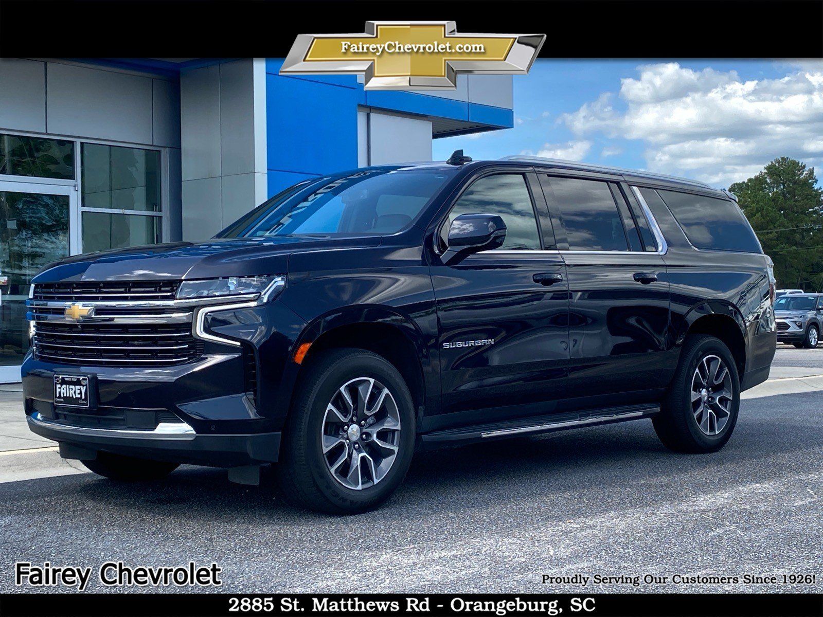 Used 2021 Chevrolet Suburban LT w/ LT Signature Package RWD image 1