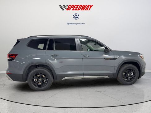 New 2026 Volkswagen Atlas Peak Edition AWD/4WD image 4