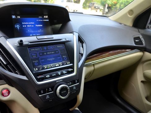 Used 2014 Acura MDX w/ Technology Package AWD/4WD image 18