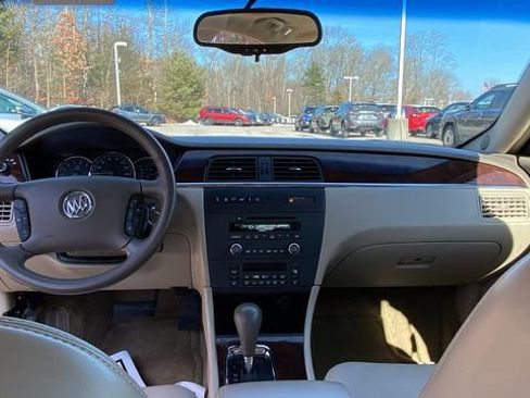 Used 2007 Buick LaCrosse CXL w/ Chromed Appearance Package image 13