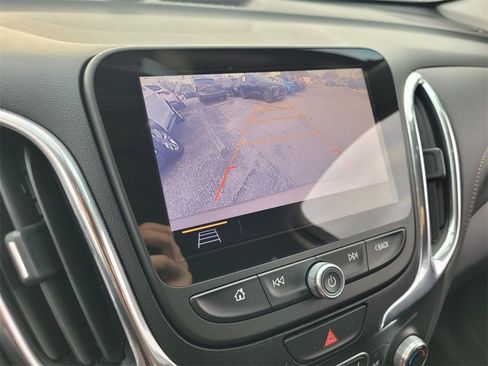 Used 2019 Chevrolet Equinox Premier image 34