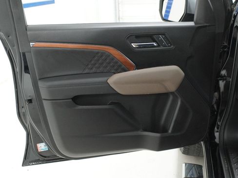 Used 2023 GMC Canyon Denali AWD/4WD image 22