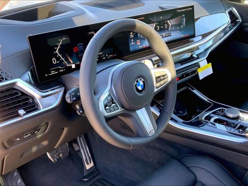 New 2026 BMW X5 xDrive40i w/ M Sport Package image 8