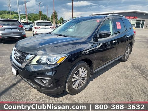 Used 2019 Nissan Pathfinder S AWD/4WD image 4