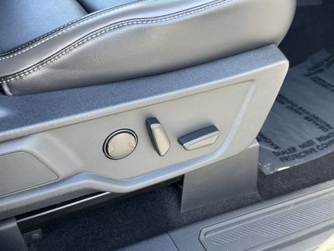 Used 2025 Ford Bronco Outer Banks w/ Sasquatch Package AWD/4WD image 39