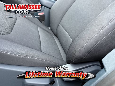 Used 2026 Ford Maverick XL FWD image 14