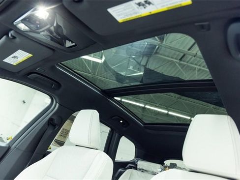 New 2026 BMW X1 xDrive28i w/ Convenience Package image 16