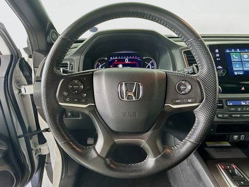 Used 2023 Honda Passport EX-L image 11