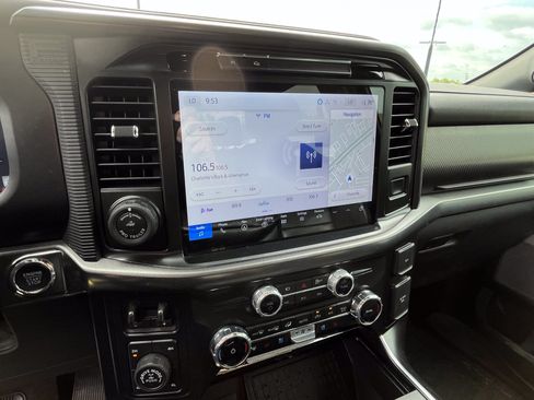Used 2025 Ford F150 Raptor AWD/4WD image 24