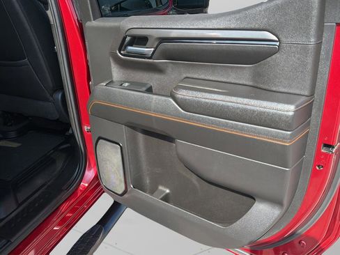 Used 2023 GMC Sierra 1500 AT4 w/ AT4 Premium Package AWD/4WD image 13