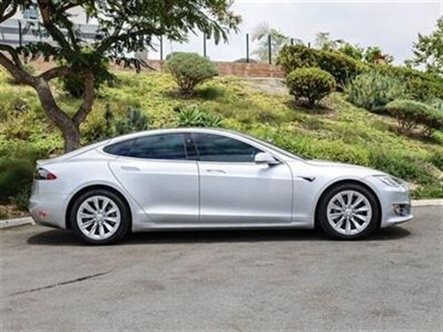 Used 2017 Tesla Model S RWD image 6