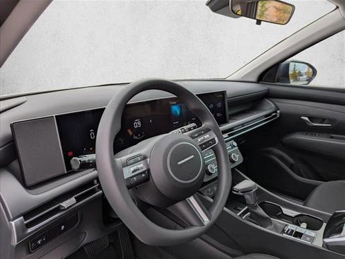 New 2026 Hyundai Tucson SE image 12