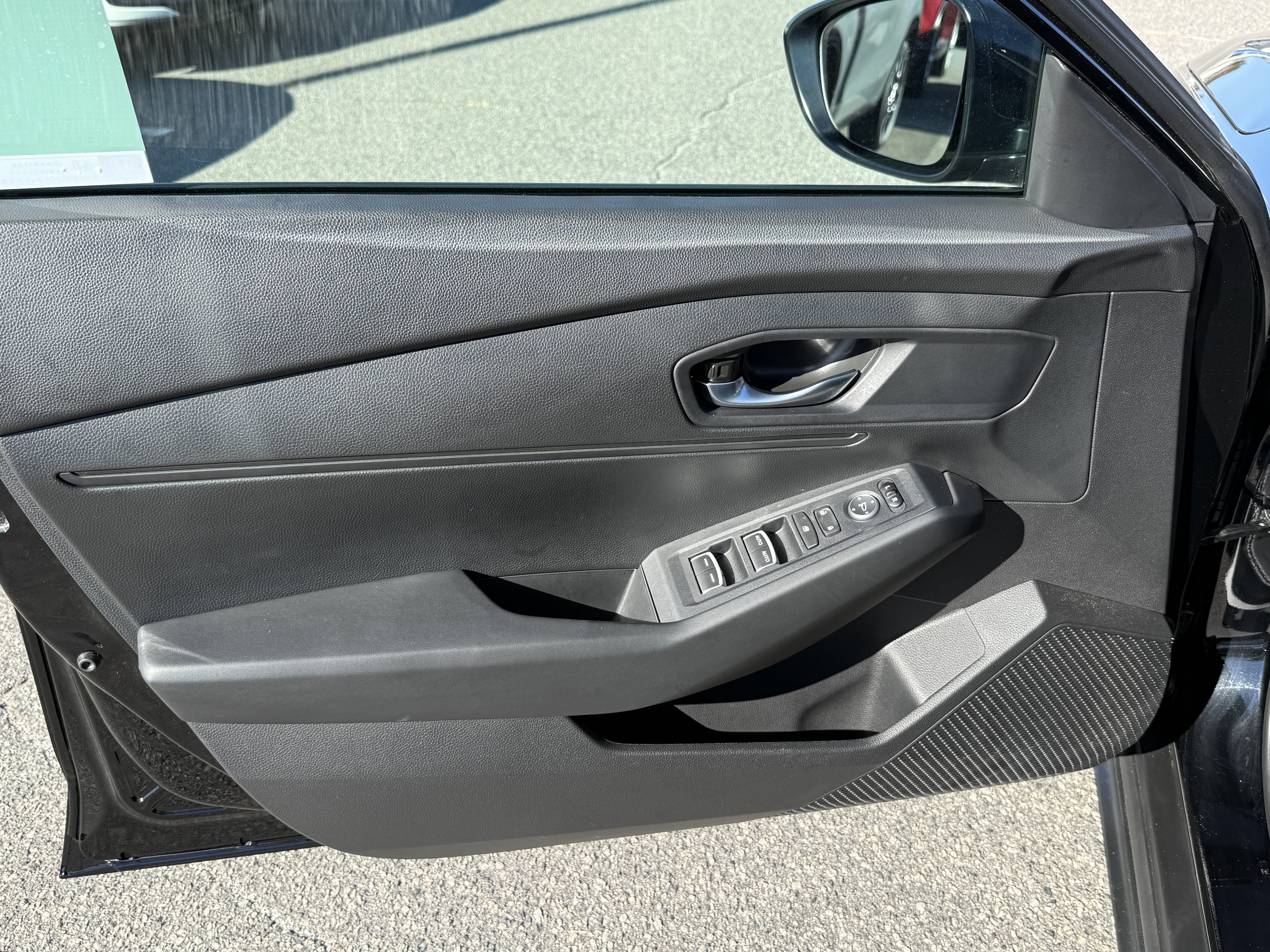 Certified 2025 Honda Accord LX image 14