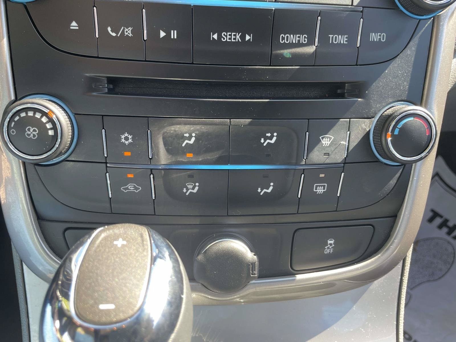 Used 2015 Chevrolet Malibu LS FWD image 24