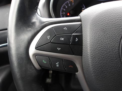 Used 2019 Jeep Grand Cherokee Limited image 15