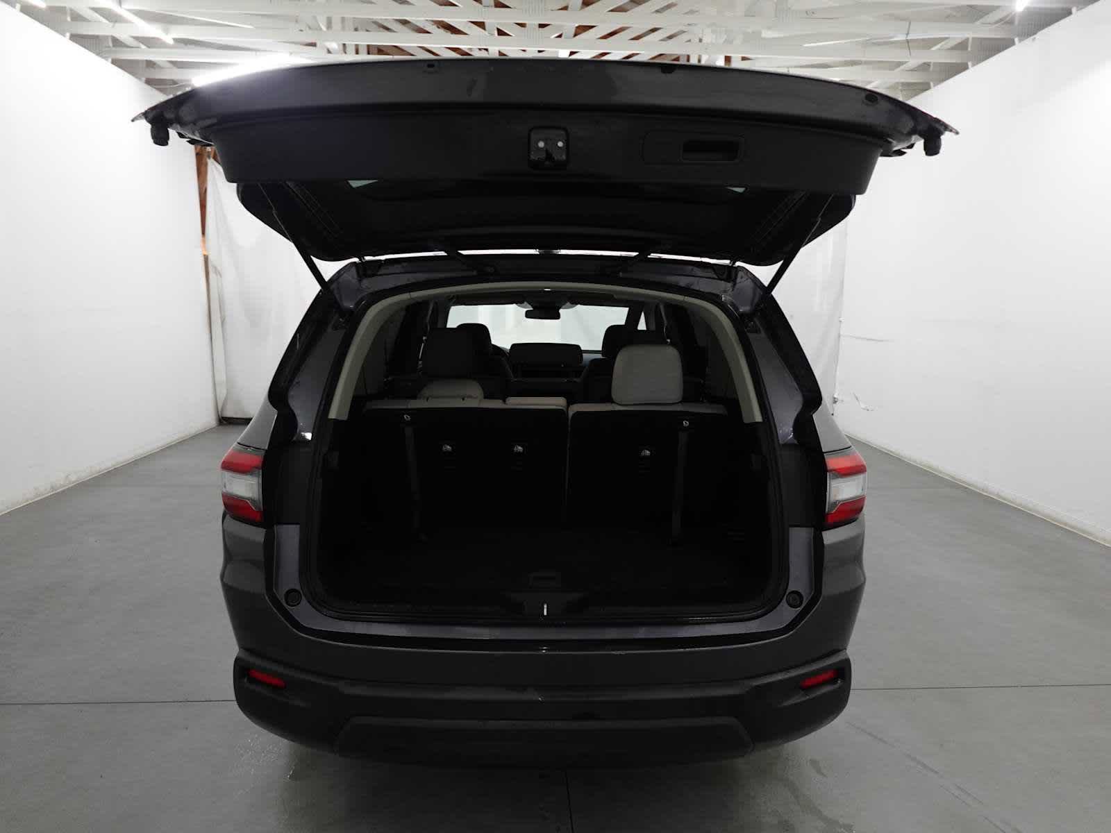 Certified 2023 Honda Pilot LX image 30