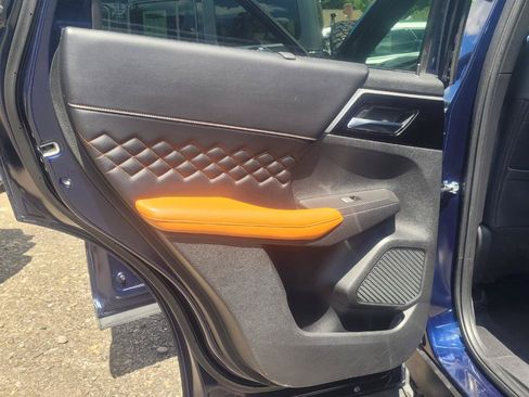 Used 2022 Mitsubishi Outlander SEL AWD/4WD image 35