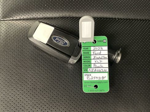 Used 2022 Ford Expedition Max XLT AWD/4WD image 28