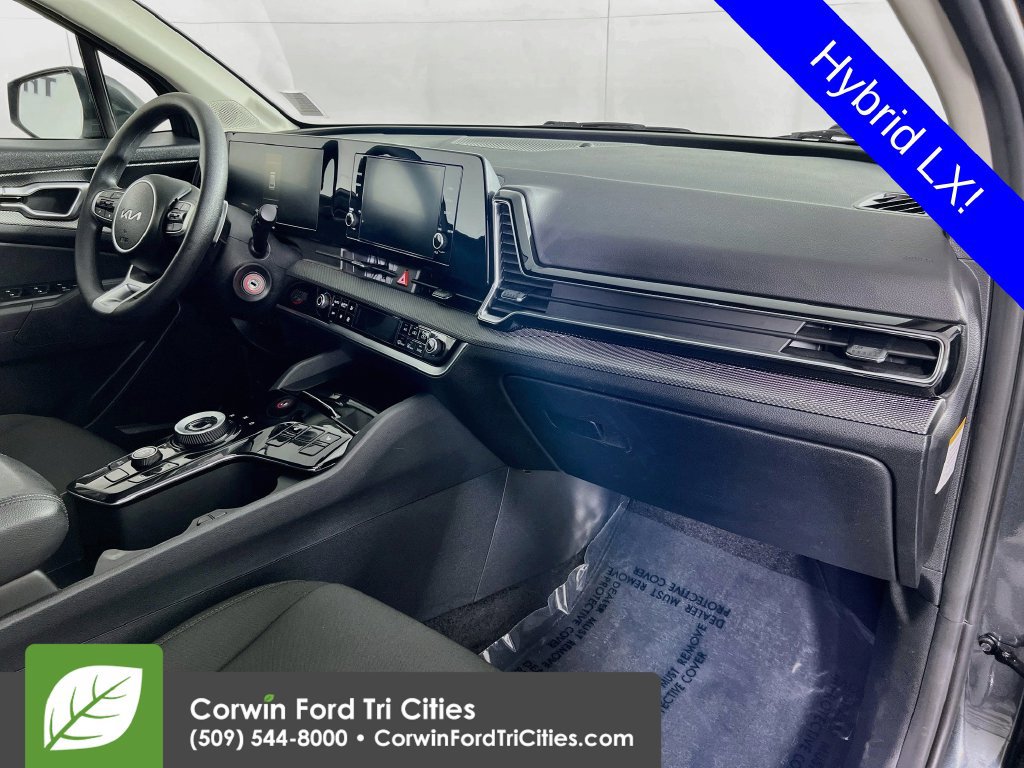 Used 2024 Kia Sportage LX AWD/4WD image 26
