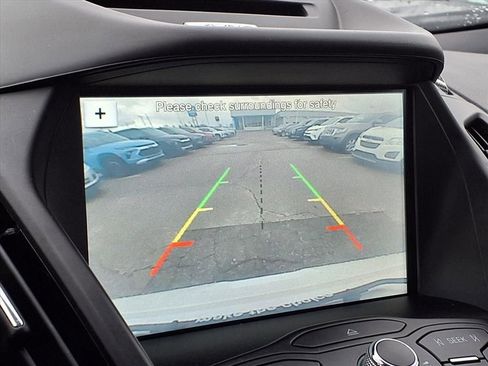 Used 2016 Ford Escape SE w/ Equipment Group 201A image 23