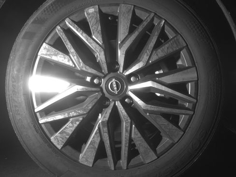Used 2025 Nissan Altima 2.5 SV FWD image 13