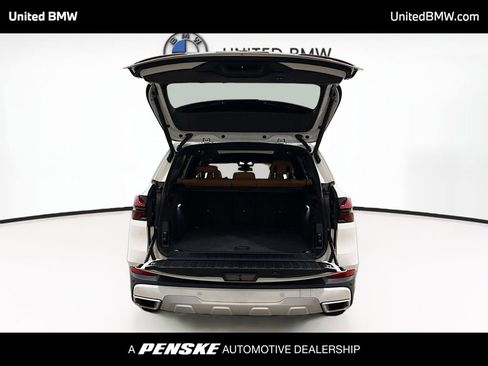 Used 2024 BMW X5 sDrive40i w/ Premium Package image 14
