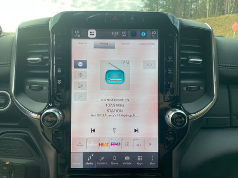 New 2026 RAM 4500 Tradesman w/ Laramie Trim Package image 16