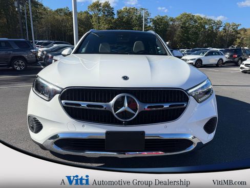 Used 2026 Mercedes-Benz GLC 300 4MATIC image 3