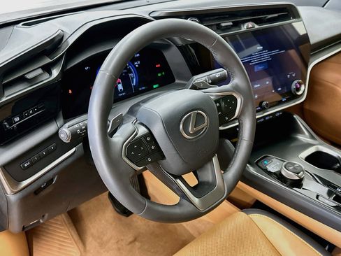 Used 2023 Lexus RZ 450e Premium w/ Technology Package AWD/4WD image 18