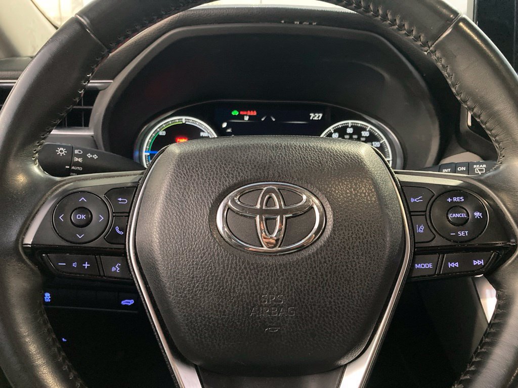 Used 2021 Toyota Venza XLE AWD/4WD image 17