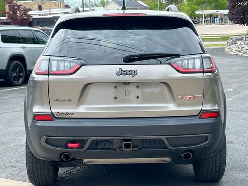 Used 2020 Jeep Cherokee Trailhawk w/ Cold Weather Group AWD/4WD image 42